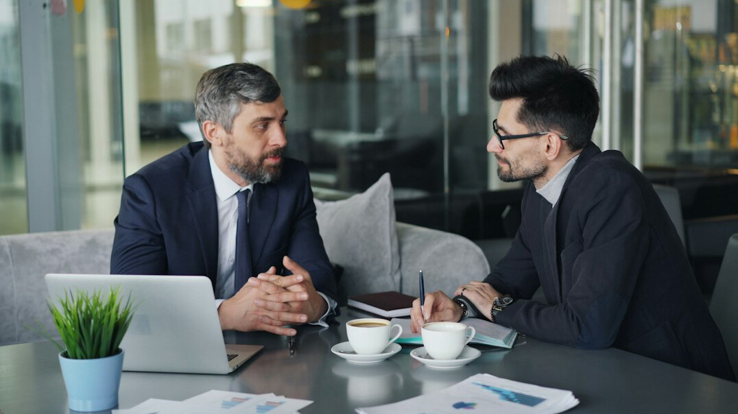 business team meeting discussion